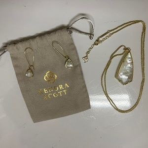 Kendra Scott MOP necklace and earrings